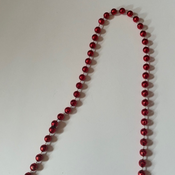 Red Plastic Bead Necklace - Picture 8 of 8